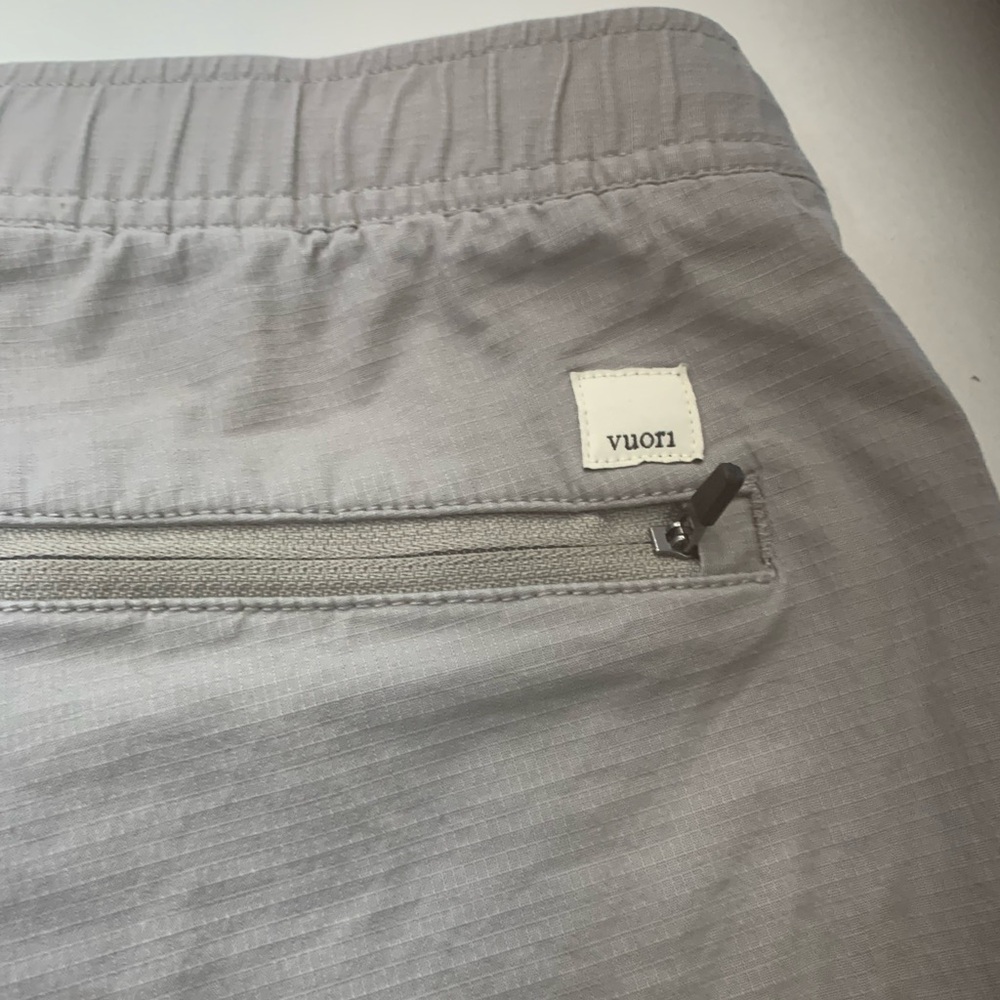 VUORI Performance Pants - Picture 6 of 11